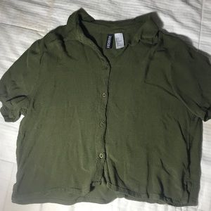H&M army green, casual, button-up shirt